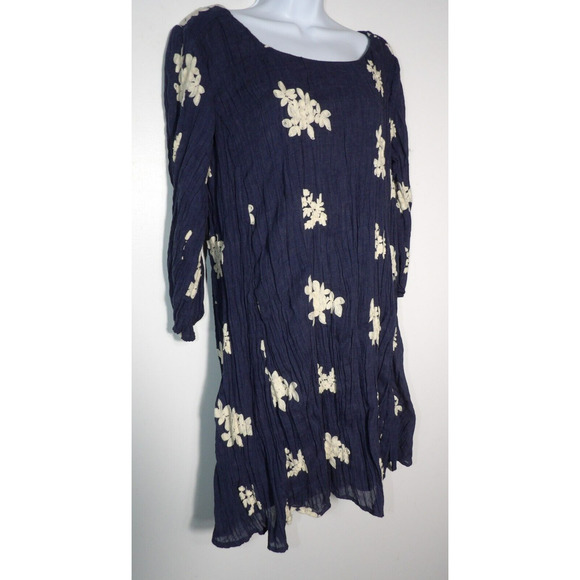 Westport Shift Dress Medium Gauzy Embroidered Floral Cutout Back Navy Blue Boho - Picture 4 of 16